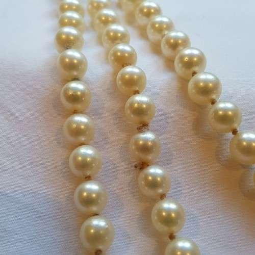 A beautiful 136cm endless-strand of ivory-white Japanese Akoya cultured pearls in stunning condition
