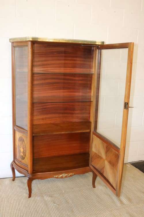 Superb vintage French "Vernis Martin" Louis XV-style show case w/ amazing marquetry inlay detailing