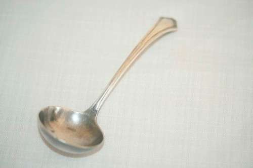 A fabulous vintage (larger) Dekrona EPNS silver plated sugar spoon in wonderful condition