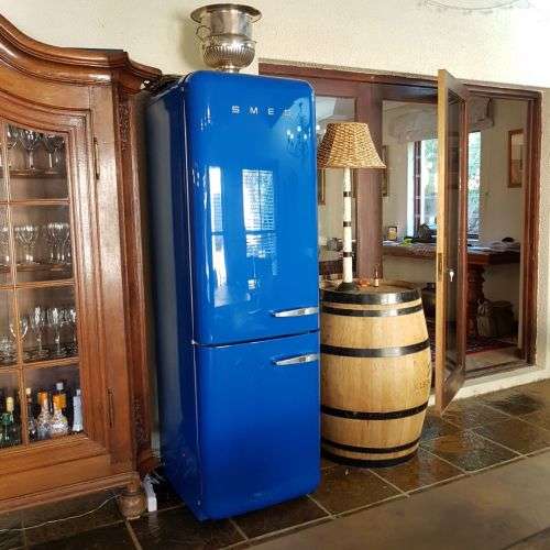 An incredible Royal Blue SMEG 304L fridge-freezer combo "50's Retro Style Aesthetic" look