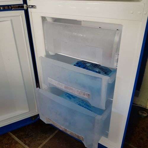 An incredible Royal Blue SMEG 304L fridge-freezer combo "50's Retro Style Aesthetic" look