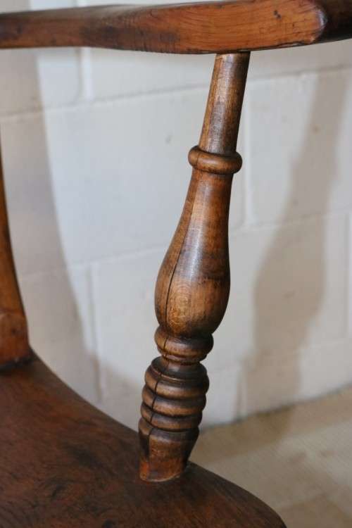 A charming vintage solid carved Oak "Cottage Style" occasional/ dining carver chair - RS17Sale