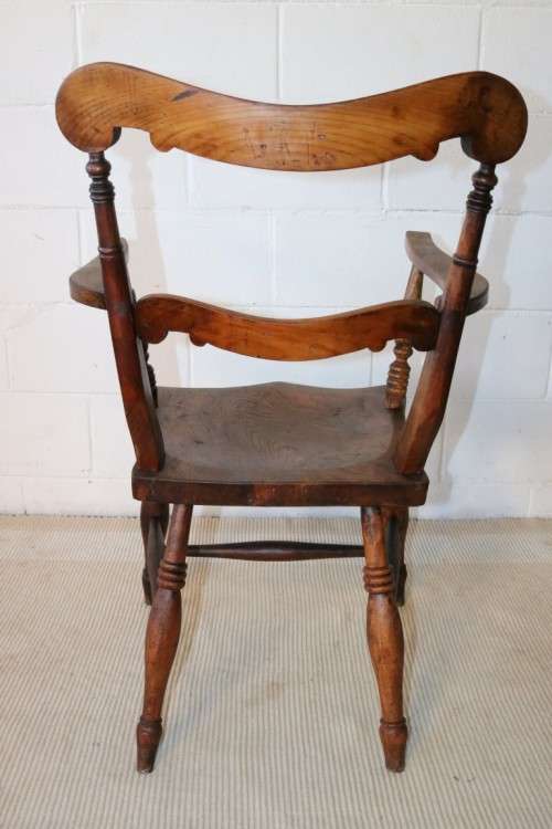 A charming vintage solid carved Oak "Cottage Style" occasional/ dining carver chair - RS17Sale