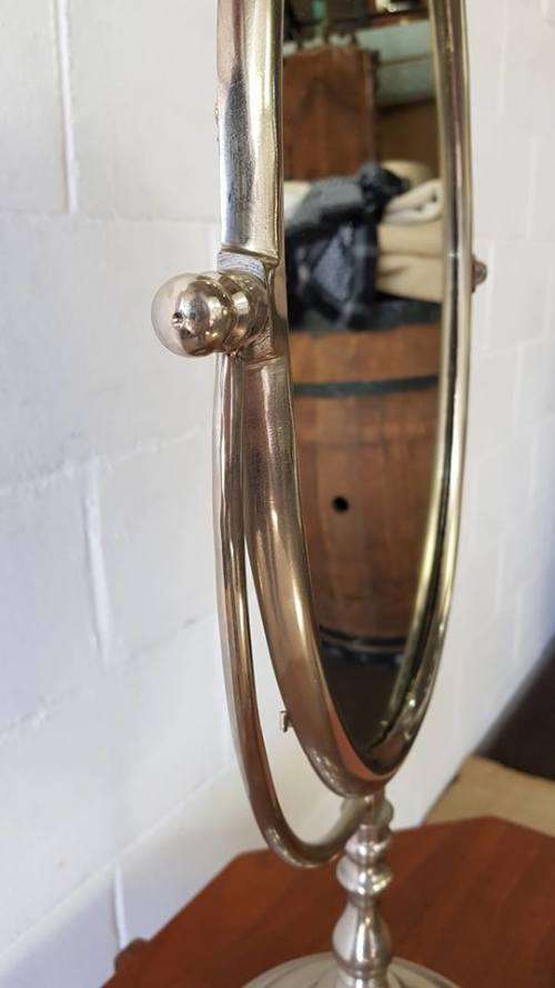 An exquisite vintage Edwardian-style table vanity mirror with a wide base in great condition - RS17M