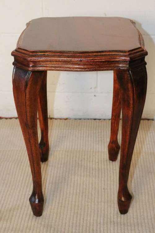 A gorgeous and stylish vintage teak occasional/ side table with Queen Anne legs - perfect for a lamp