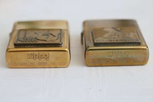 A magnificent "World War II - a remembrance" Zippo set w 4x lighters and a key ring - stunning gift!