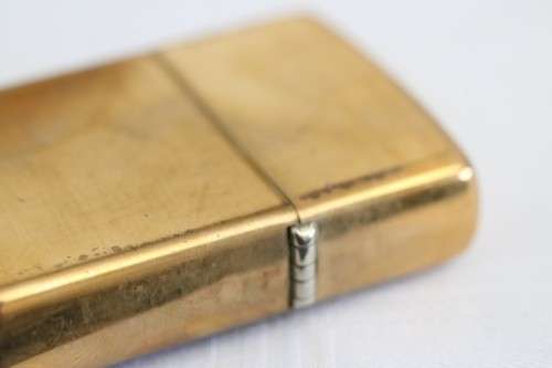 A magnificent "World War II - a remembrance" Zippo set w 4x lighters and a key ring - stunning gift!