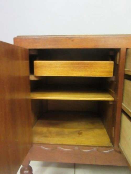 An awesome vintage Art Deco buffet server with 3x good size drawers, two cupboards & bottle inserts