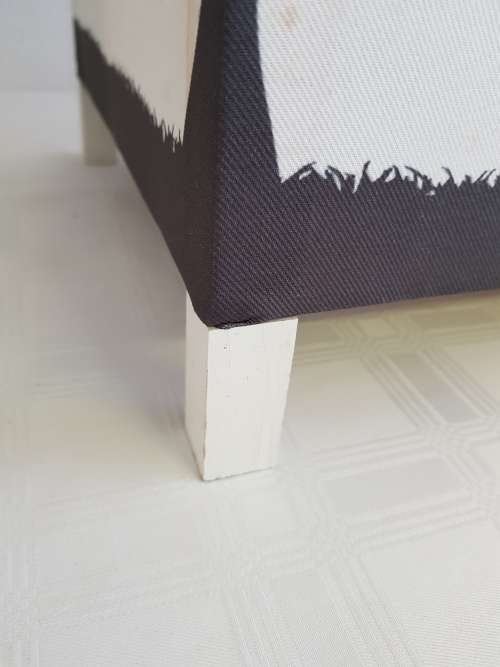 **RS17** Lovely wood & fabric luminary box/ candle holder w/ oriental look - stunning in a lounge