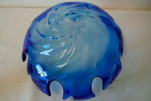 Spectacular & beautifully made LRG blue layered glass bowl w/ a flame appearance in great condition