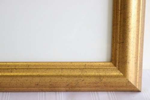 **RS17** A pair of gold gilded moulded picture frames in great condition - perfect for photos too