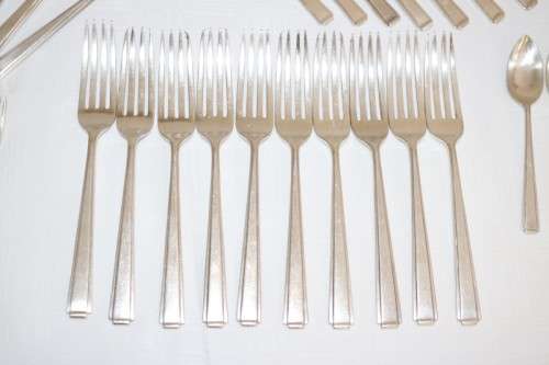 An incredible top-quality vintage British made Cooper Brothers EPNS silver plated 85pc cutlery set