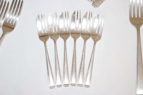 An incredible top-quality vintage British made Cooper Brothers EPNS silver plated 85pc cutlery set
