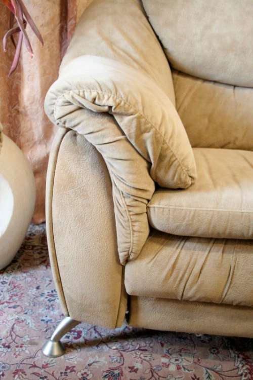 A fantastic, large comfortable four piece Beige lounge suite, perfect in informal lounges!
