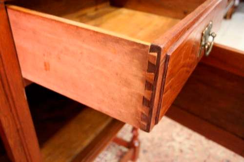 A stunning antique oak side server cabinet with a bevelled mirror, loads of drawer & cupboard space