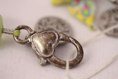 **RS17** A green "Butterfly Kidz" Giggly "I am special" fashion charm key chain in good condition