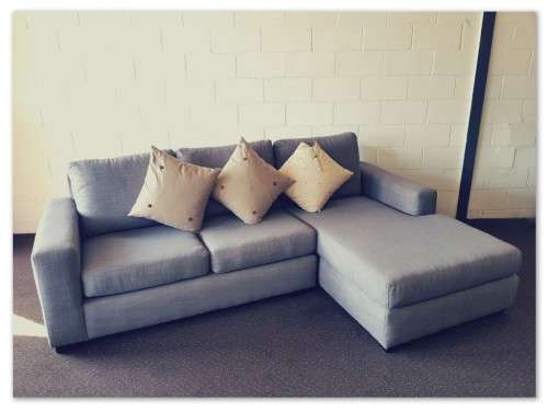 Couches Chairs A fantastic up market modern space grey L SHAPE corner fabric couch in excellent condition WOW was listed for 9 999.00 on 16 Nov at 15 01 by Lifespace in Gauteng ID 308520997
