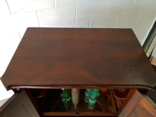 A beautiful vintage ball and claw cocktail cabinet with three spacious drawers and brass handles!!