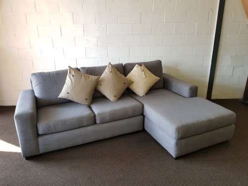 **RS17** Three two-tone scatter cushions in a stunning quality fabric - price/ bid per cushion