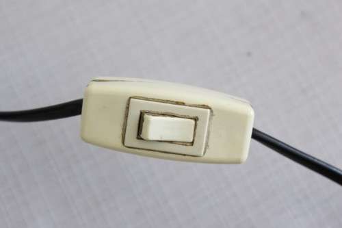 A lovely parlour table lamp w/ a glass shade & a brass-finished base - stunning on a desk - RS17Sale