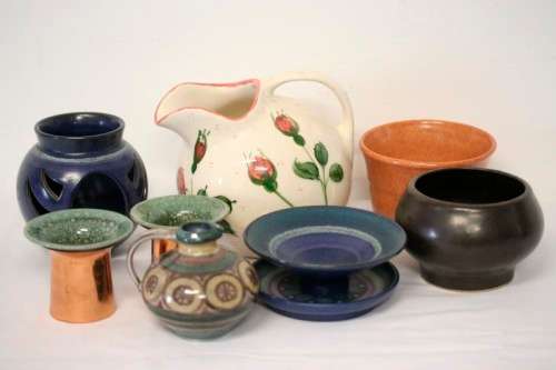 **RS17** A lovely assorted "job lot" of little pottery bowls, jugs and candle holders etc.
