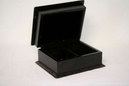 **RS17** A wood and metal top "Fairy" engraved jewellery box with a lined interior and hinged lid