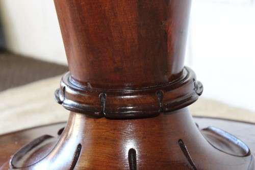 An amazing antique William IV (c1830) large Rosewood centre pedestal table on brass castors