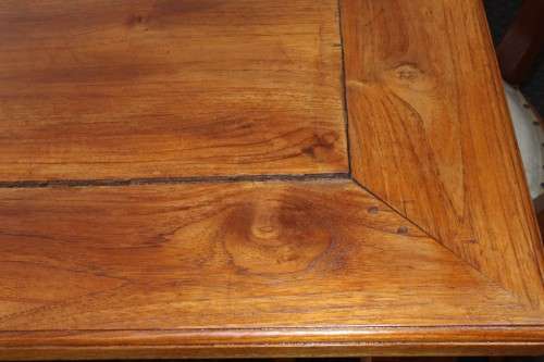 A magnificent Balinese Teak 8-seater dining suite with stylish upholstered curved-back chairs