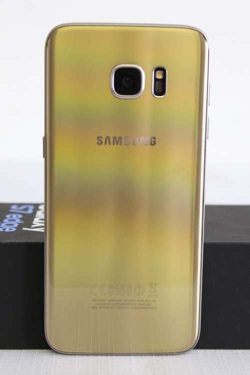 **RS17** Samsung Galaxy S7 Edge w/ cover in the original box w/ charger - great working condition!!