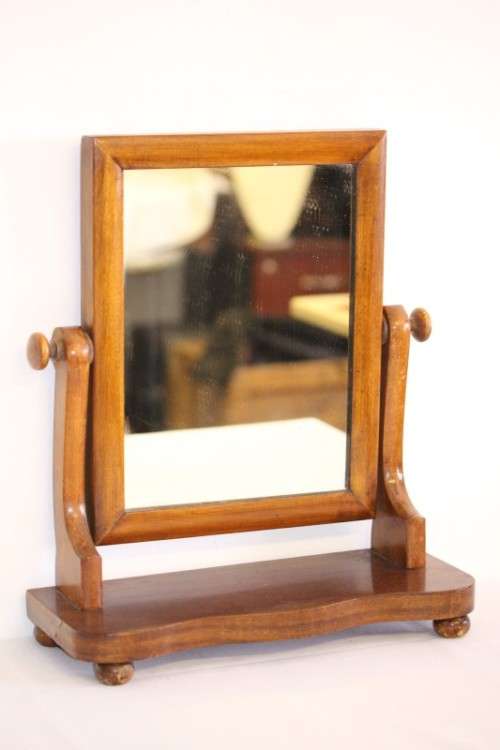 An amazing and beautifully made vintage solid wooden (tilting) dressing table vanity mirror
