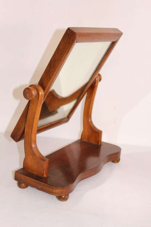 An amazing and beautifully made vintage solid wooden (tilting) dressing table vanity mirror