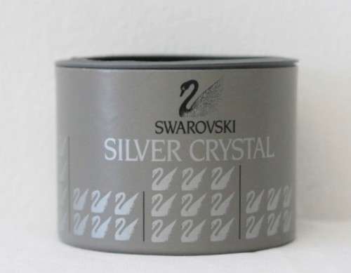 **RS17** A retired Swarovski (No 191448 ) crystal Penguin in its original box in superb condition