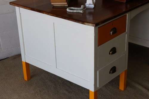 A funky and unusual large writing desk with 6x spacious drawers and loads of work-space - RS17Sale