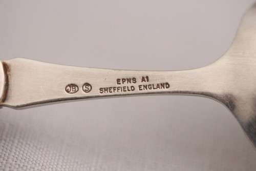 An amazing & rare antique British made EPNS silver plated "cream" spoon w/ a Mother-of-pearl handle