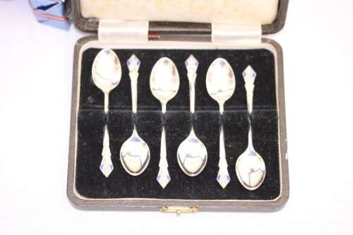 A superb set of 6x original Art Deco hallmarked sterling silver demitasse spoons w/ enamel detailing