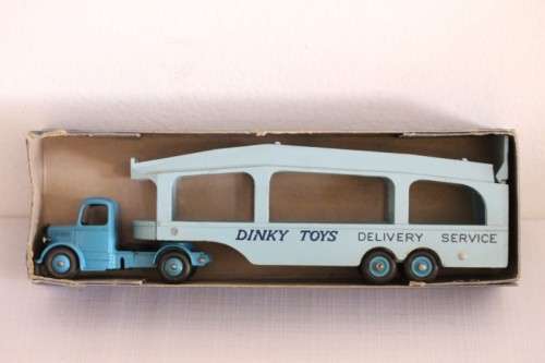 **RS17** A vintage (c1960) original Dinky Toys Pullman Car Transporter (No. 982) in its original box