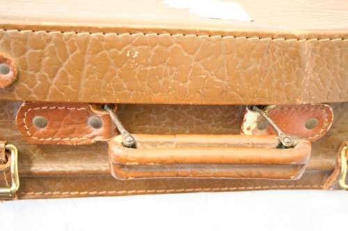 **RS17** An awesome vintage brown suitcase w/ brass buckles - ideal for extra storage in the house