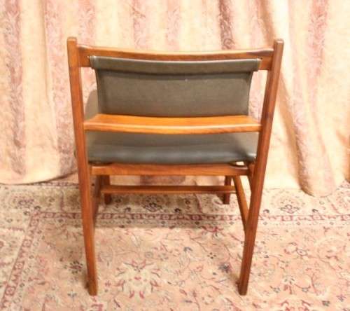 **RS17_Clearance** A stunning and well made retro occasional chair - perfect for a reading corner!
