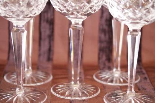 Superb set of 5x original Irish made Waterford crystal long-stem wine glasses in the Lismore pattern