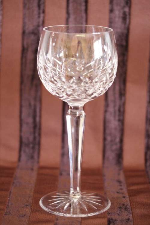 Superb set of 5x original Irish made Waterford crystal long-stem wine glasses in the Lismore pattern