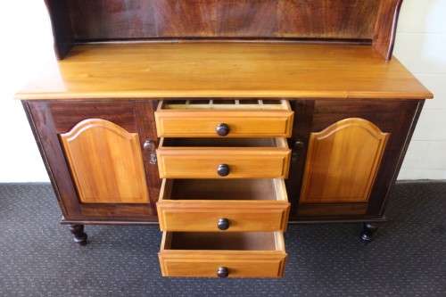 A superb Yellowwood and Imbuia dining room suite including table, 6x chairs & buffet server cabinet!