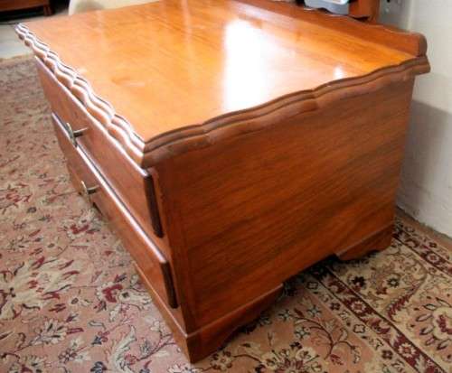 **RS17** A vintage Imbuia scalloped edge Cheval dressing table w a dressing mirror and two drawers