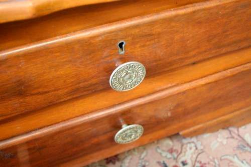 **RS17** A vintage Imbuia scalloped edge Cheval dressing table w a dressing mirror and two drawers