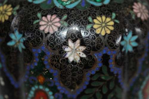 A magnificent and rare antique Chinese cloisonné enamelled vase with exceptional detailing