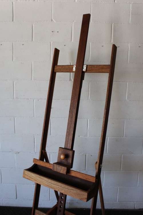 A top quality TALL (212cm) solid Meranti artist's easel with height, tilt and size adjustments, WOW