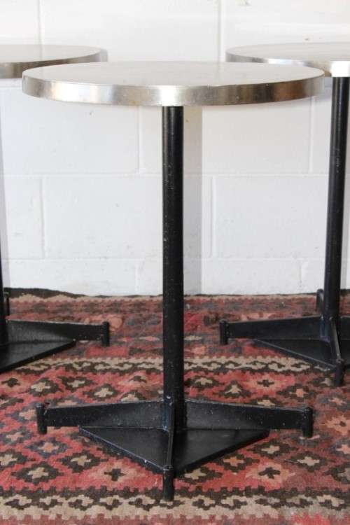 **RS17** Aluminium-topped circular outdoor table on heavy iron base; price per table - 4x available