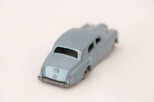 **RS17** Original vintage (c1958) Matchbox No. 44a blue Rolls-Royce Silver Cloud die-cast model car