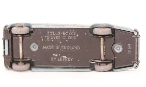 **RS17** Original vintage (c1958) Matchbox No. 44a blue Rolls-Royce Silver Cloud die-cast model car