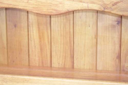 **RS17** A stunning solid oregon wall shelf/ display shelf/ book shelf in awesome condition