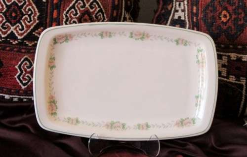 A gorgeous set of four assorted oval food platters in great condition - no chips or cracks
